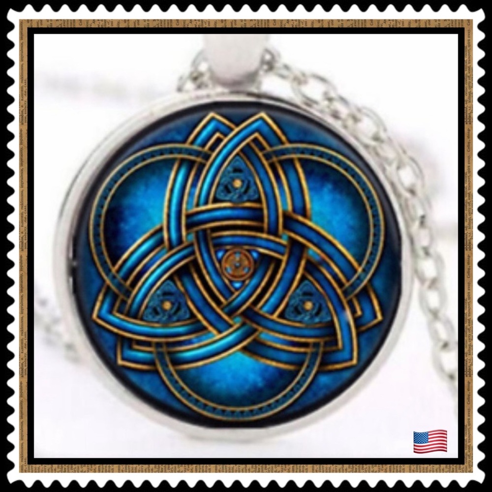 🆕 ✅ GLASS CABOCHON CHAIN NECKLACE